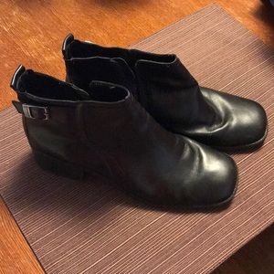 Ankle boots